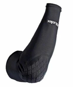 Mueller Diamond Pad Elbow Sleeve Black